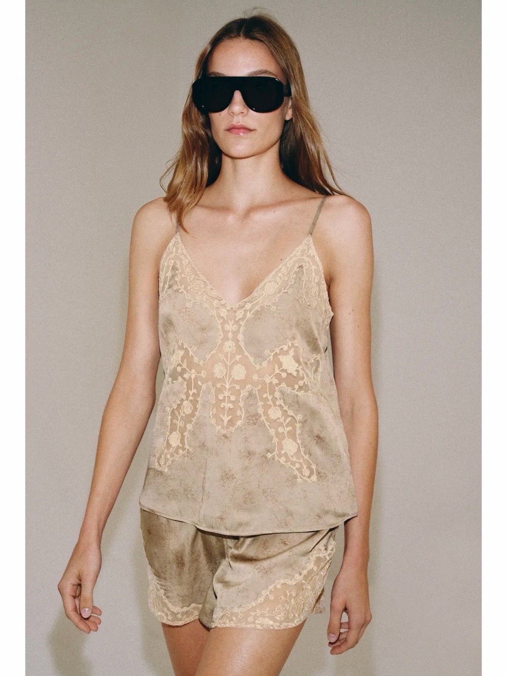 ZARA SET EMBROIDERED CAMISOLE TOP AND SHORTS BEIGE SMALL - Picture 4 of 13